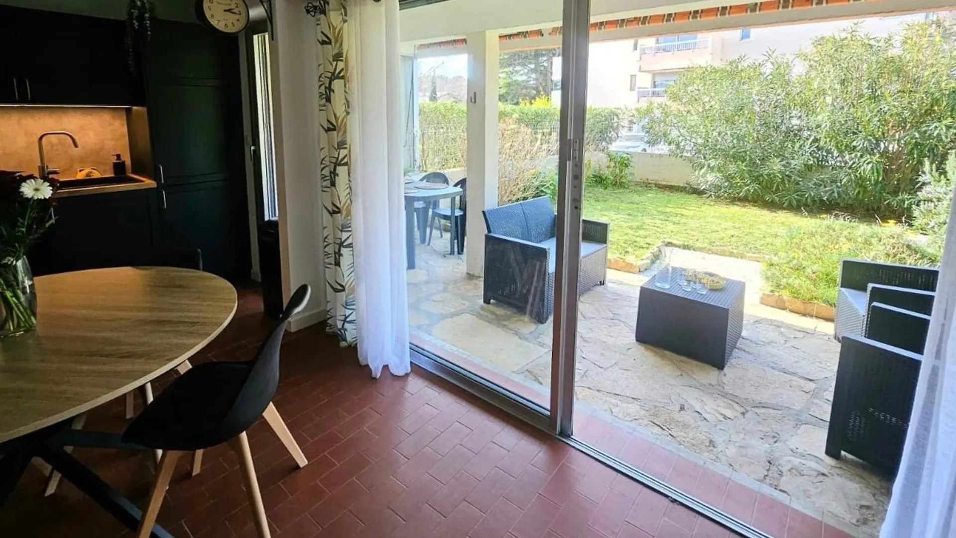 Cozy T2 With Garden Near The Sea Apartment Saint-Mandrier-sur-Mer France